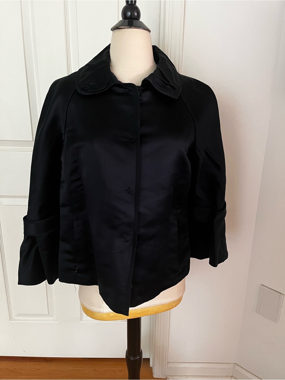 Elie Tahari Vanessa Silk Jacket M NWT